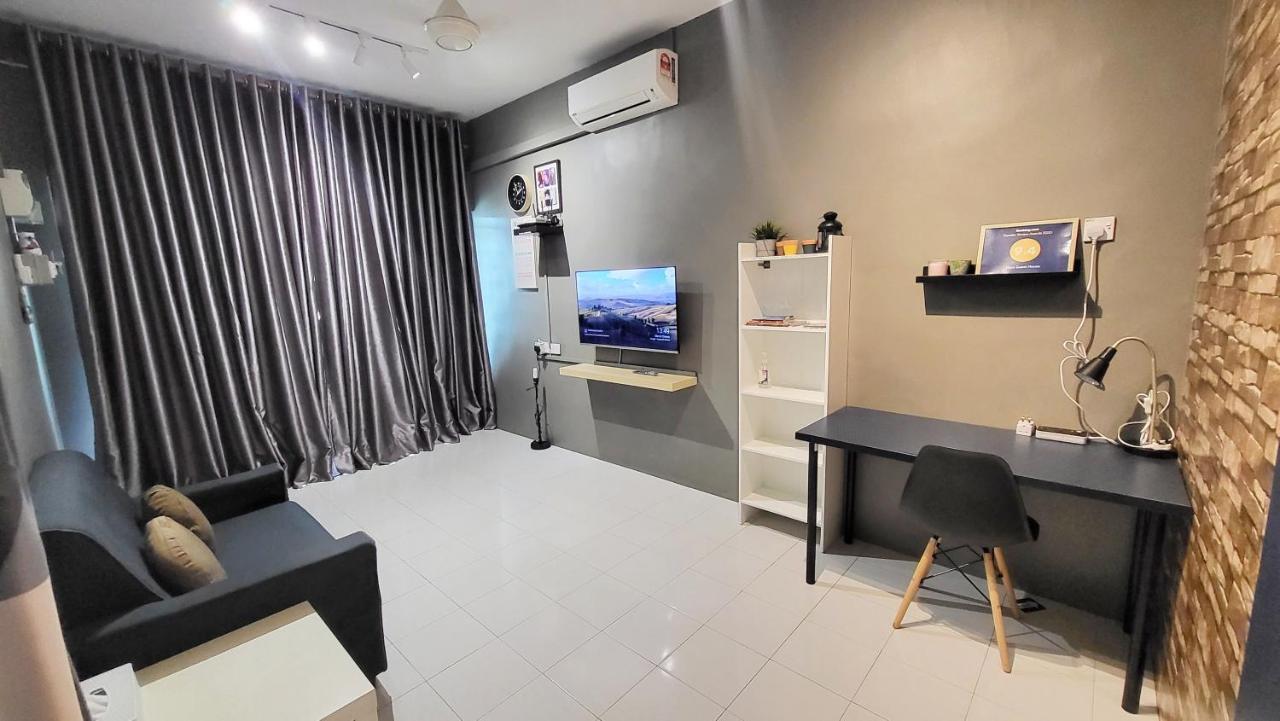 Eisya Guest House Perlis With Pool Musllm Only 亚娄 外观 照片