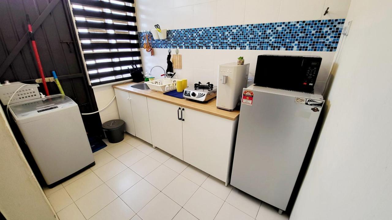Eisya Guest House Perlis With Pool Musllm Only 亚娄 外观 照片